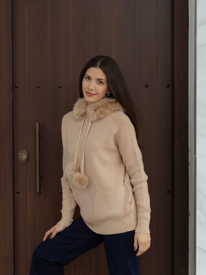 Πουλόβερ με κουκούλα