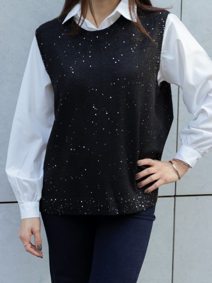 Πλεκτό γιλέκο με πουκάμισο